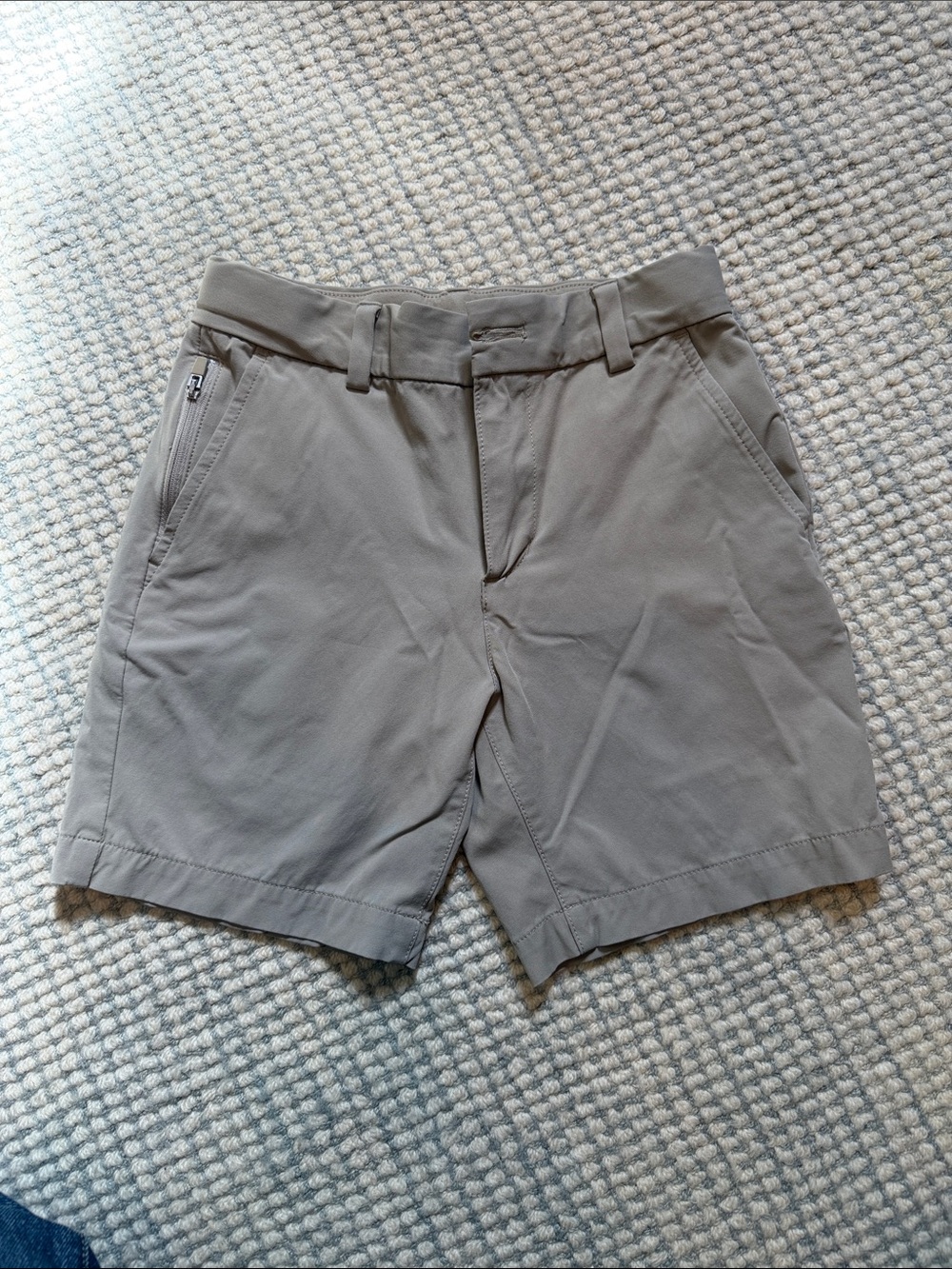 Vineyard Vines Boys performance khaki Shorts